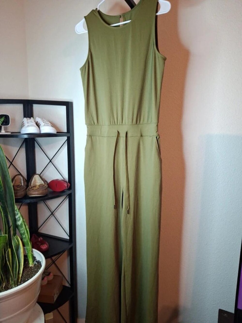 Women_s Olive Green